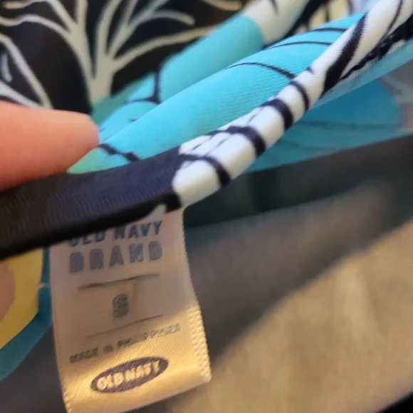 Old navy Women's Tankini Swim Two 2 Piece Tankini Setsz M.. 2 sets of bottoms - Picture 5 of 9